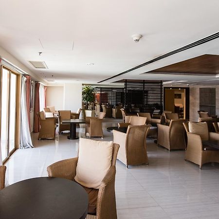 W Studio Resort Suites Petaling Jaya Buitenkant foto
